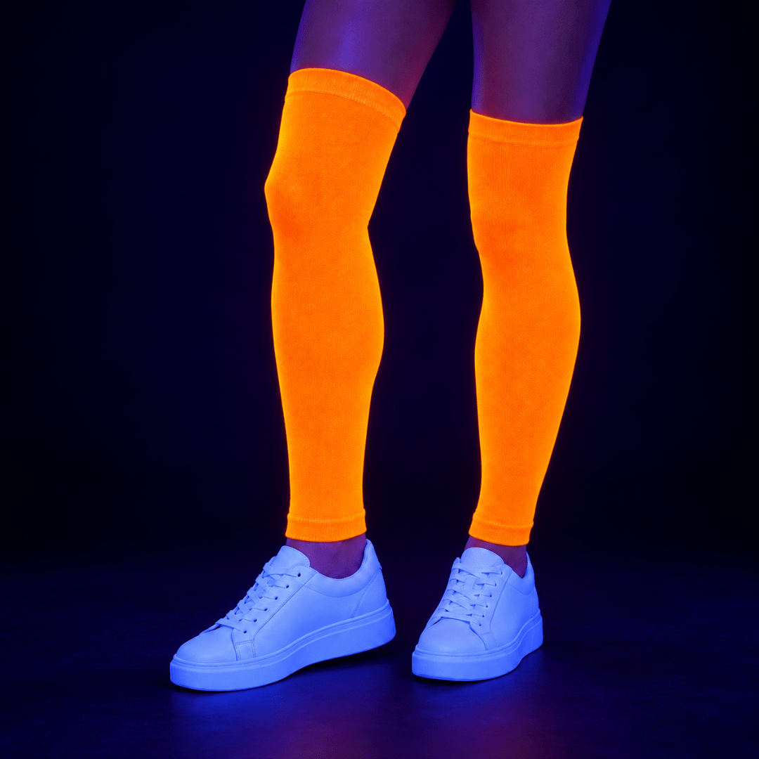 Fluoreszierende Neon Beinstulpen Orange 60 cm - TwentyFourParty