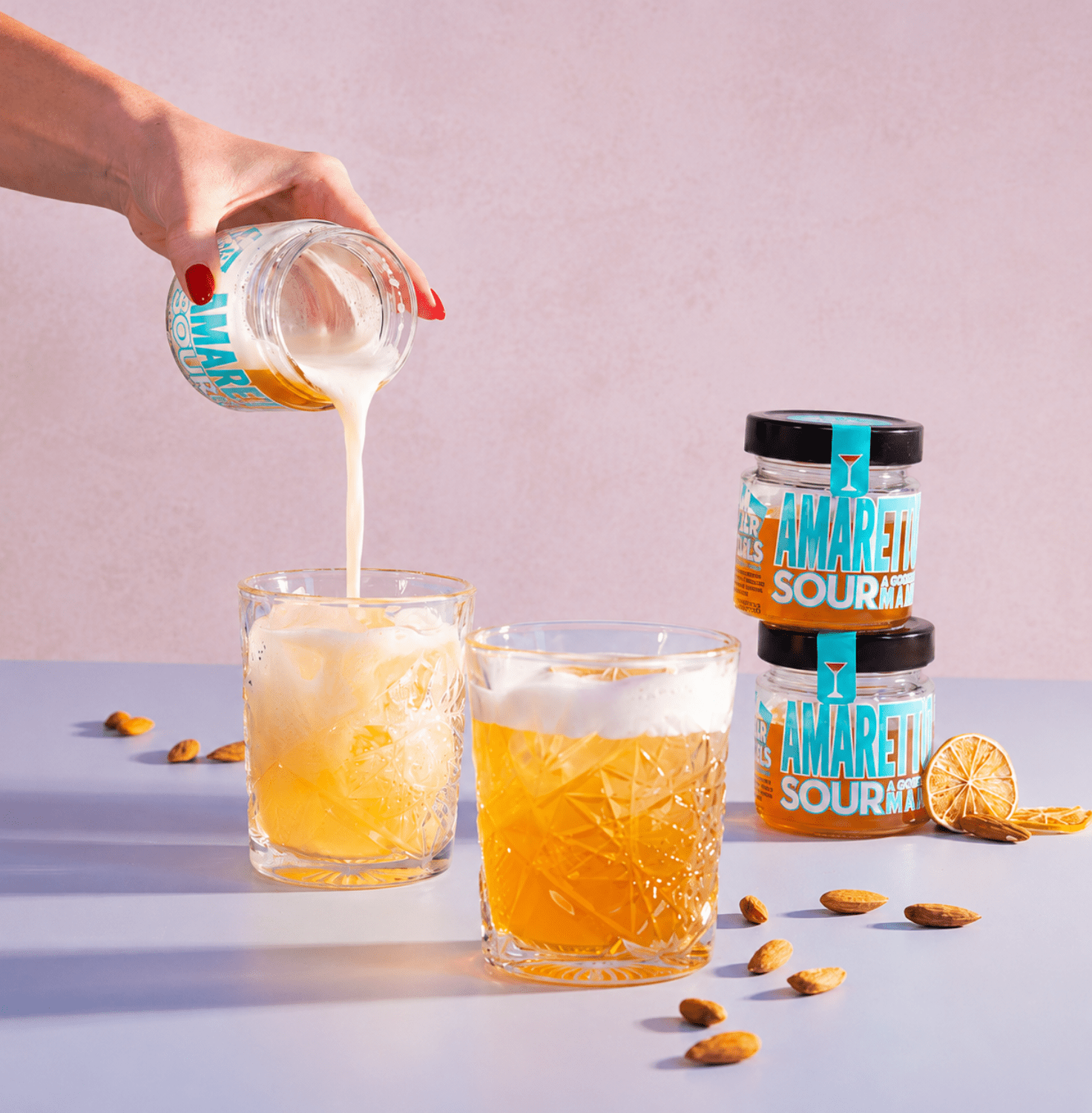Jartails Amaretto Sour – Premium Cocktail im Glas - TwentyFourParty