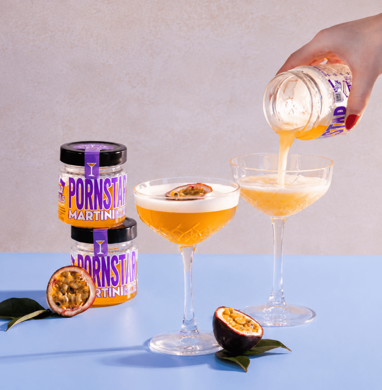 Jartails Pornstar Martini – Premium Cocktail im Glas - TwentyFourParty