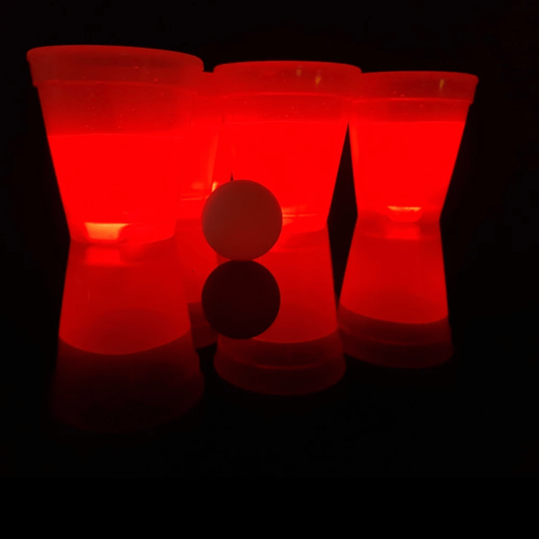 Leuchtendes Beer Pong Set, rot/gelb - 14 teilig - TwentyFourParty