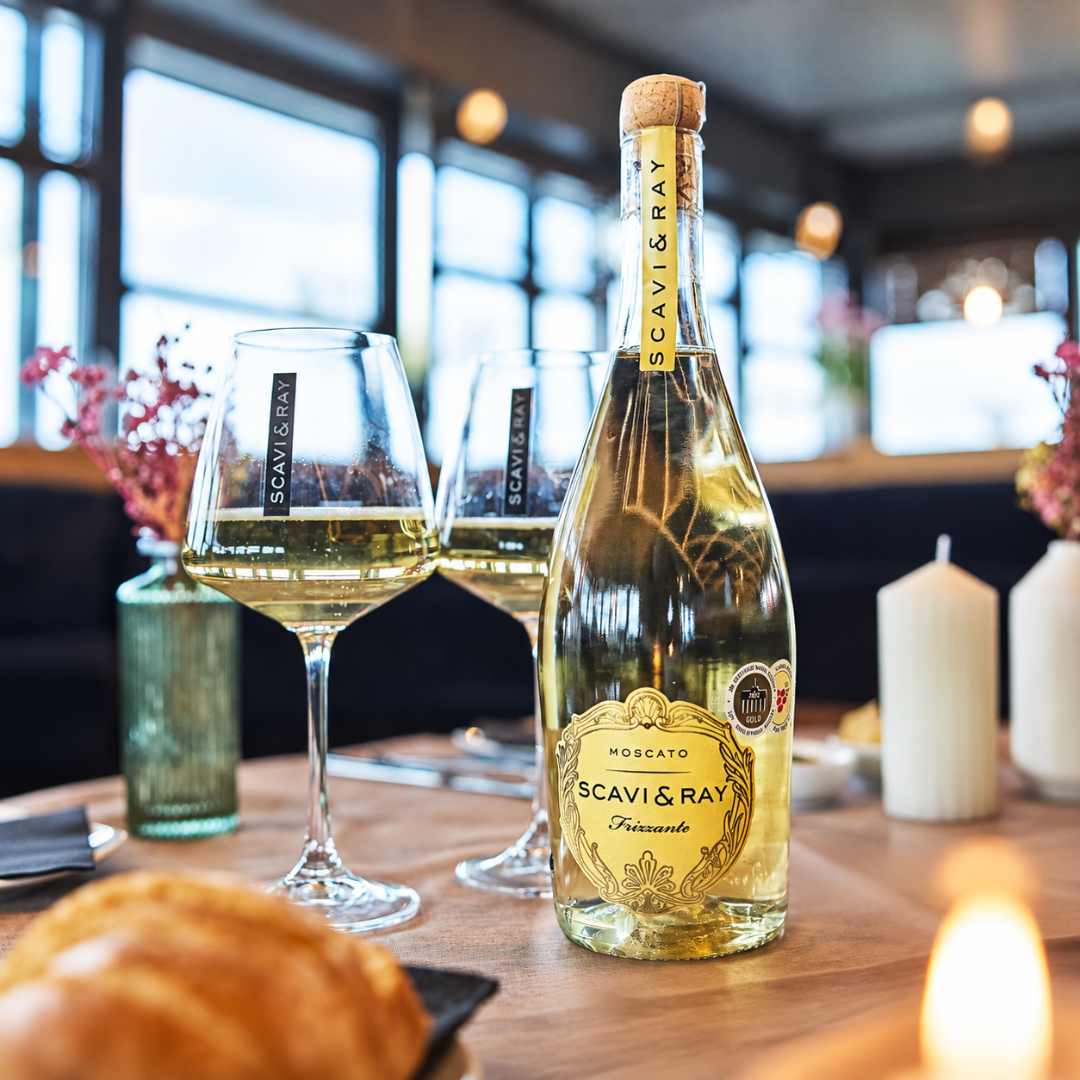 SCAVI & RAY Moscato Frizzante 0,75 l 8,5 % Vol. - TwentyFourParty