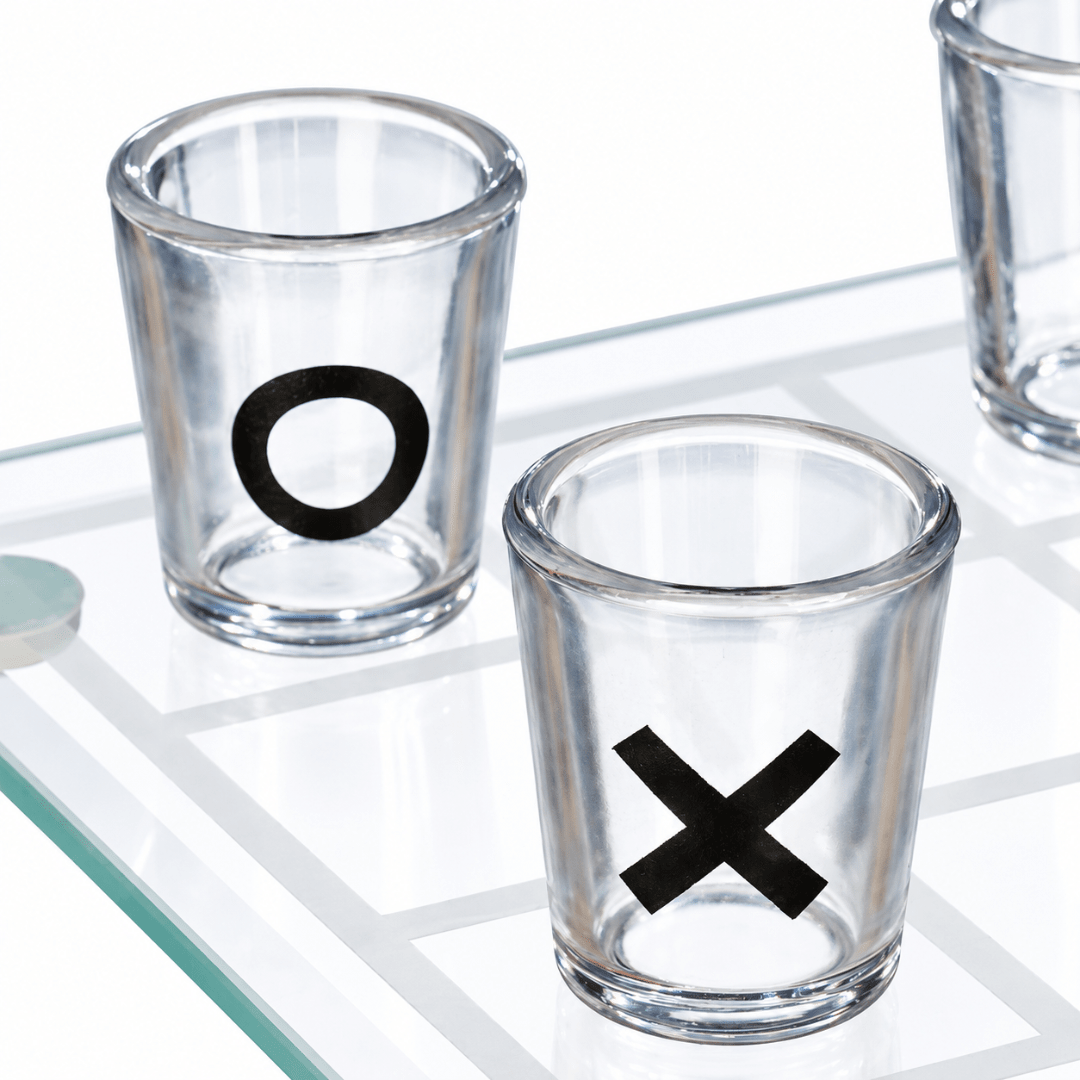 Tic Tac Toe Trinkspiel mit 9 Shotgläsern - TwentyFourParty